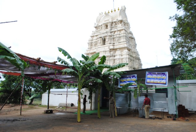 Kasi Visweshara and Annapurneshwari Temple Bugga Agraharam,Nagari - Help