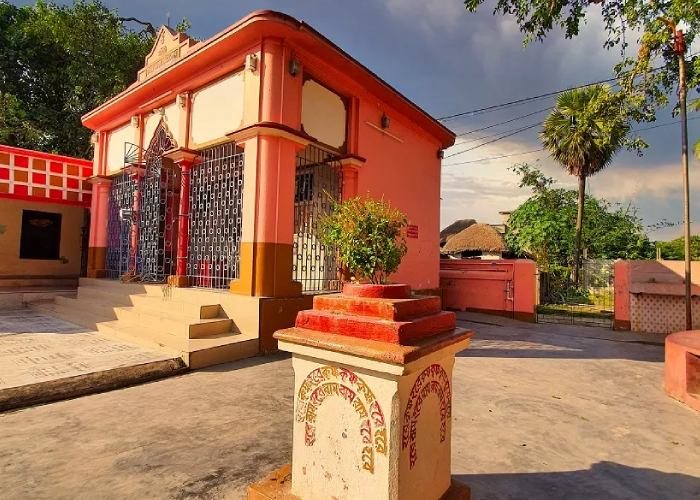 Exterior view of Bahula Shaktipeeth temple in Ketugram Bardhaman West Bengal