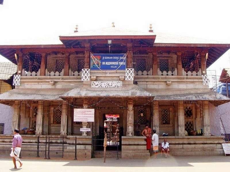 Kollur Mookambika Temple front view in Karnataka surrounded by devotees