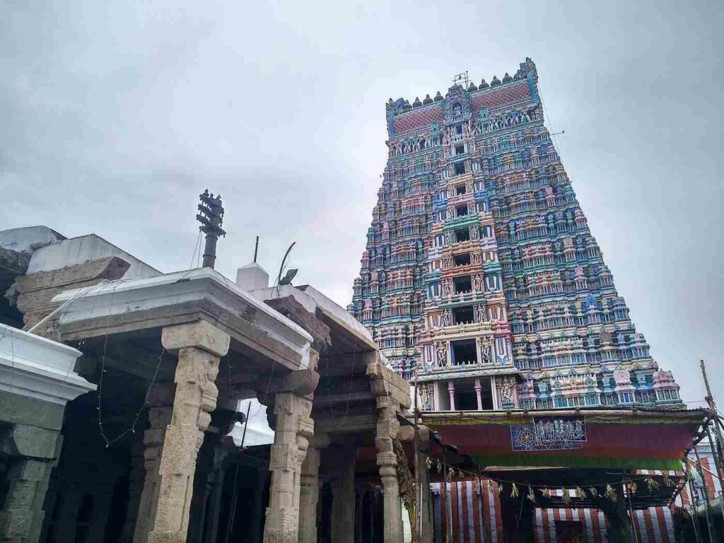 Srivilliputhur Andal Temple entrance with colorful rajagopuram in Tamil Nadu